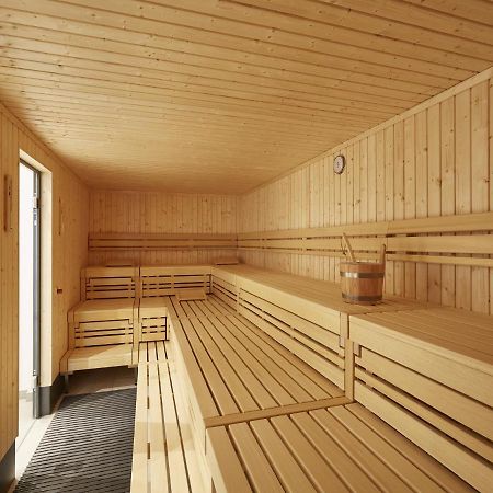 Reetland Am Meer - Luxus Reetdachvilla Mit 3 Schlafzimmern, Sauna Und Kamin F15 Dranske Εξωτερικό φωτογραφία